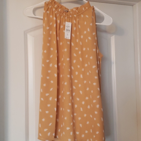 LOFT Tops - Cute Yellow Tank